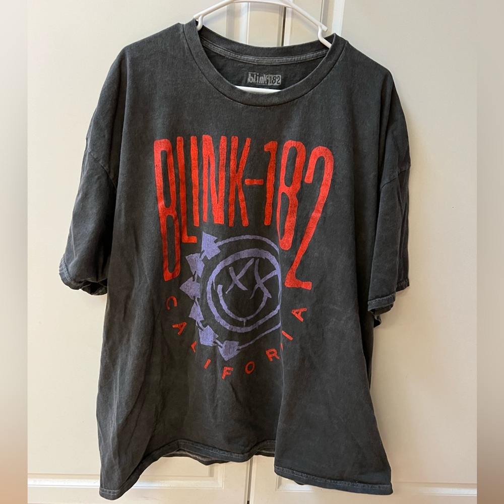 oversized blink 182 urban outfitters tshirt